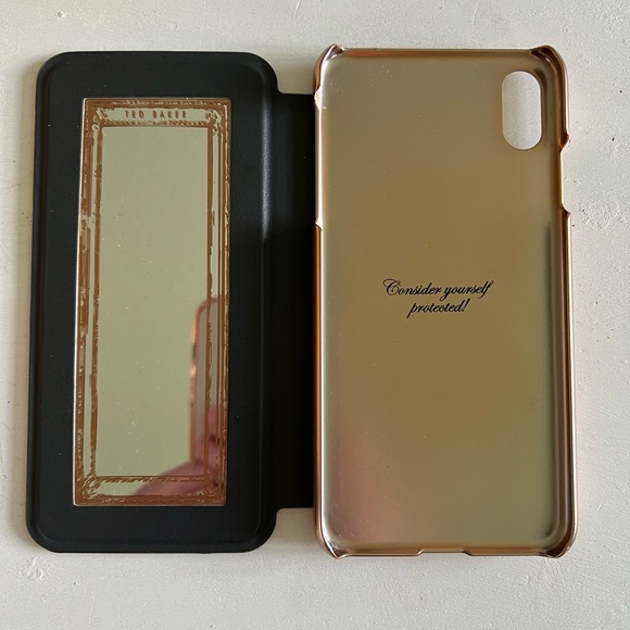 Ted Baker iPhone XS Max phone case - Picture 3 of 3
